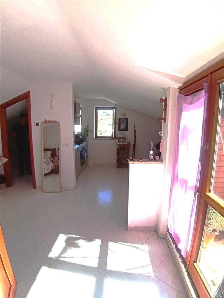 Appartamento in vendita in via delle viole 12, Castel Gandolfo