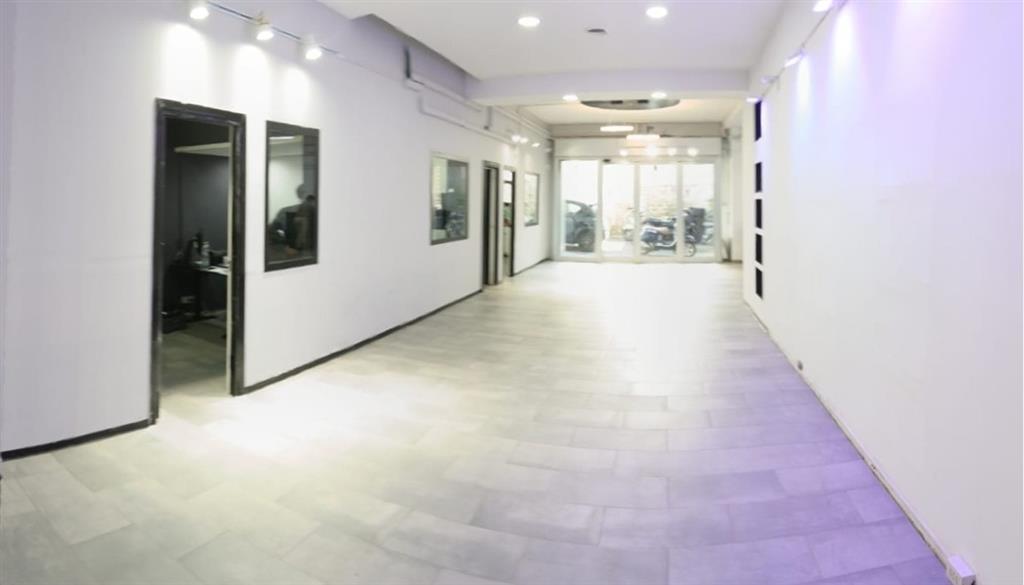 Negozio in affitto in via casale santarelli 16, Roma