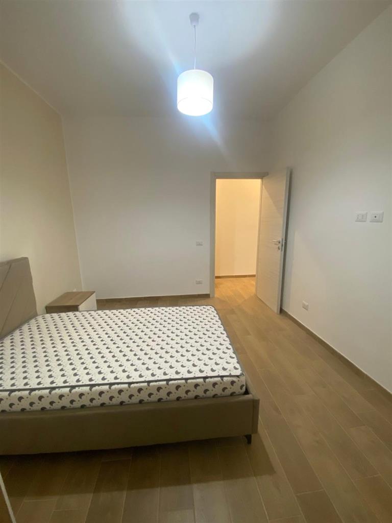 Stanza Singola ristrutturata in via delle vitalbe 4, Roma