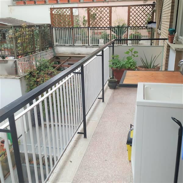 Casa vacanza Bilocale in affitto in via san calepodio 19, Roma