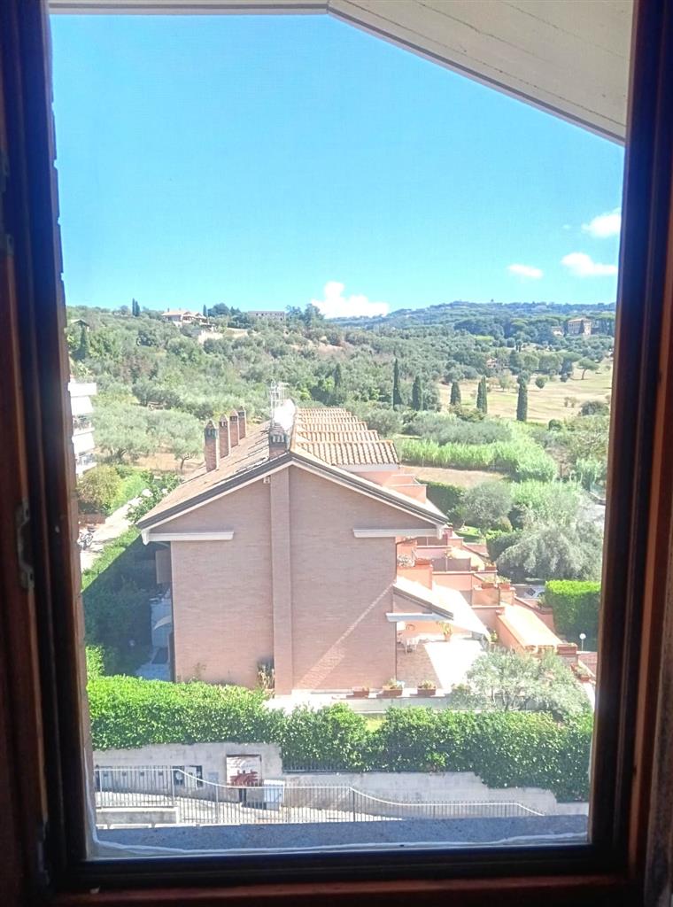 Appartamento in vendita in via delle viole 12, Castel Gandolfo