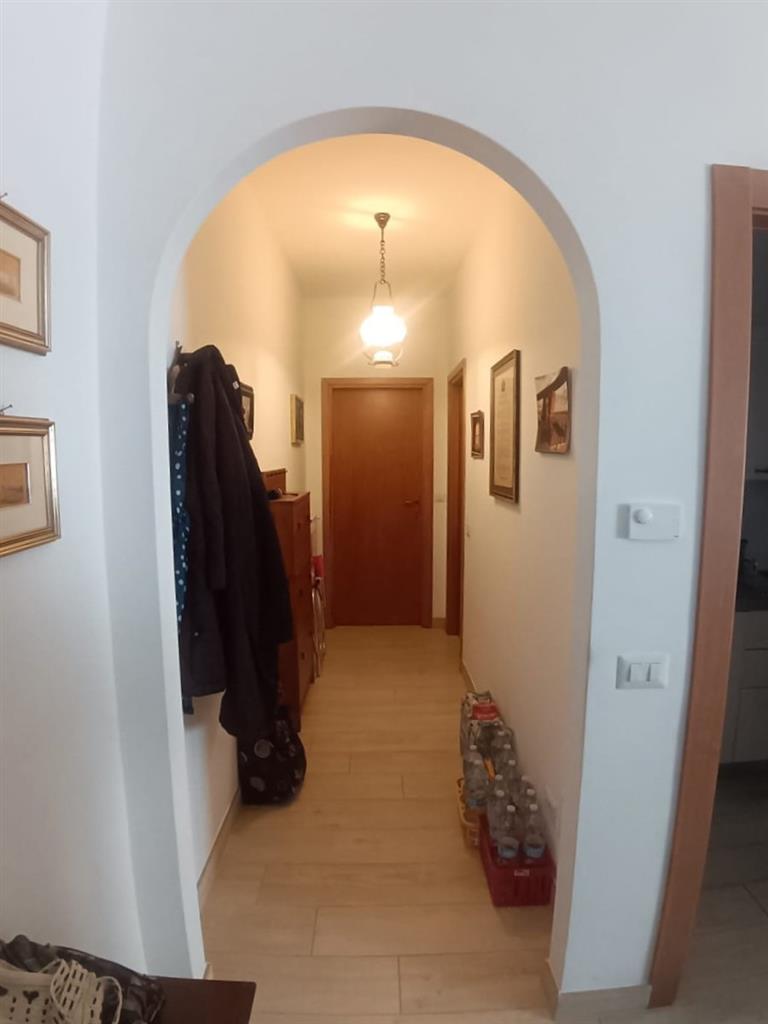 Appartamento ristrutturato in via crescenzio 23, Santa Marinella