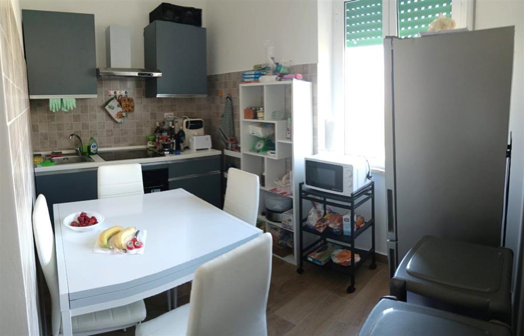 Stanza Singola ristrutturata in via del casale quintiliani 109, Roma