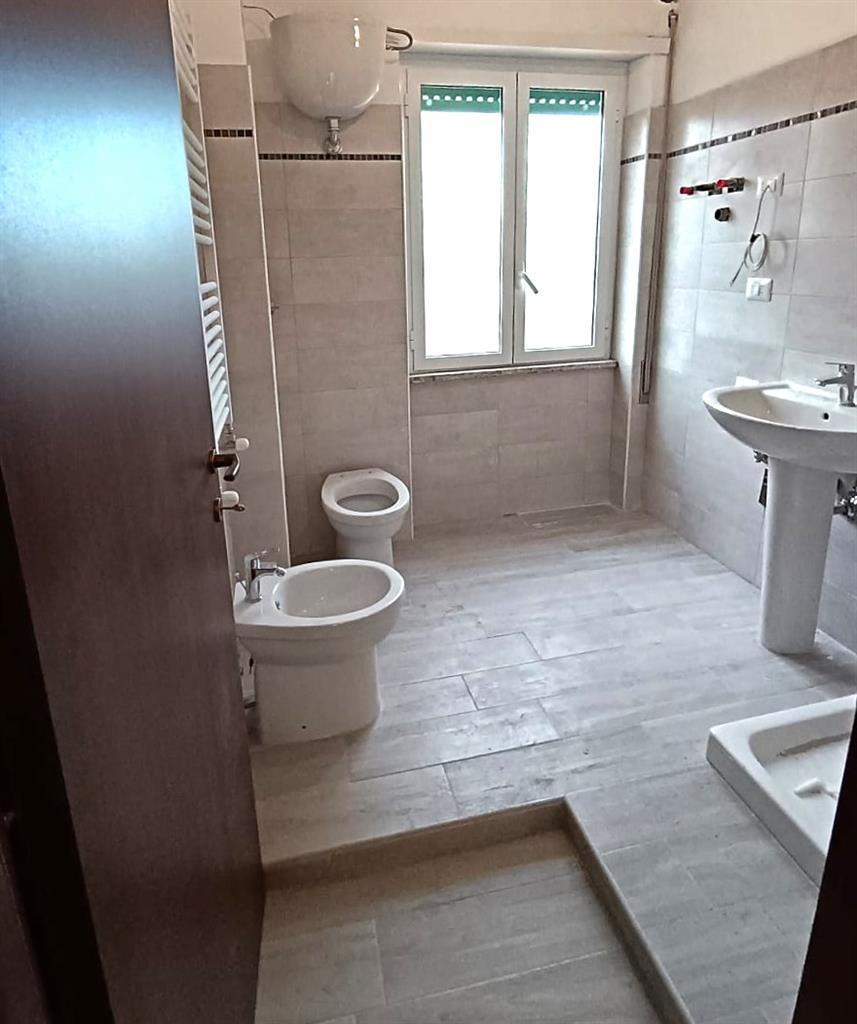 Stanza Singola ristrutturata in via del casale quintiliani 109, Roma