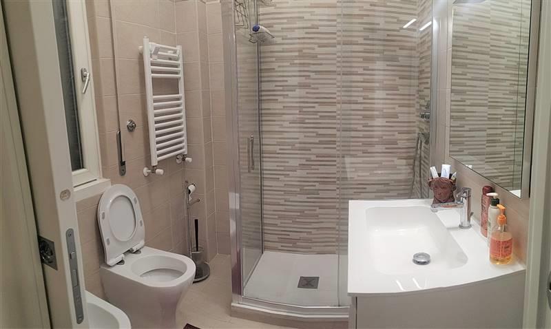 Appartamento in affitto in via san calepodio 19, Roma