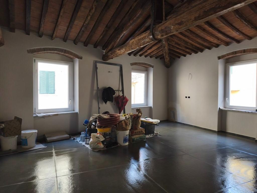 Quadrilocale ristrutturato a Carrara