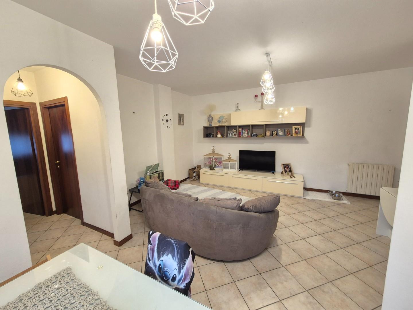 Quadrilocale con terrazzi, Carrara sant'antonio