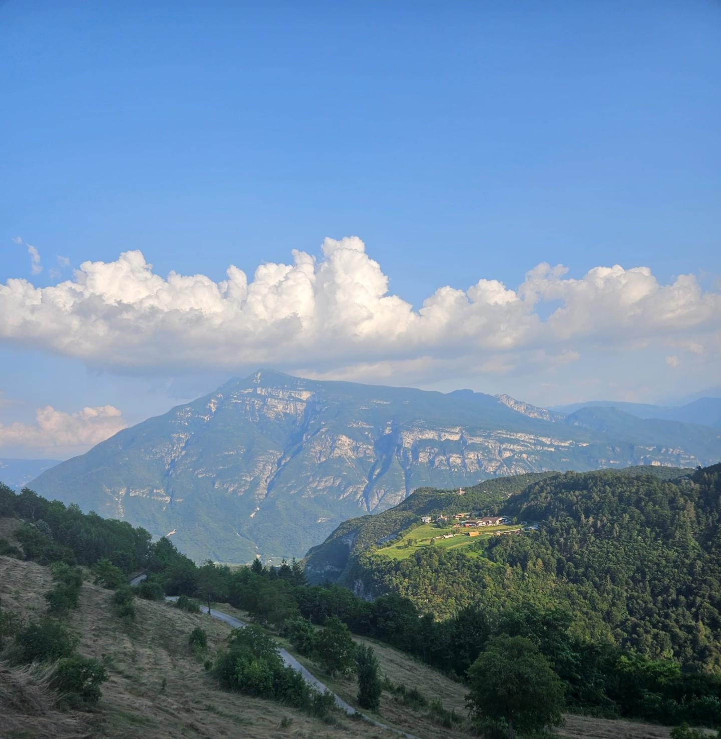 Casa indipendente con giardino, Carrara marina di