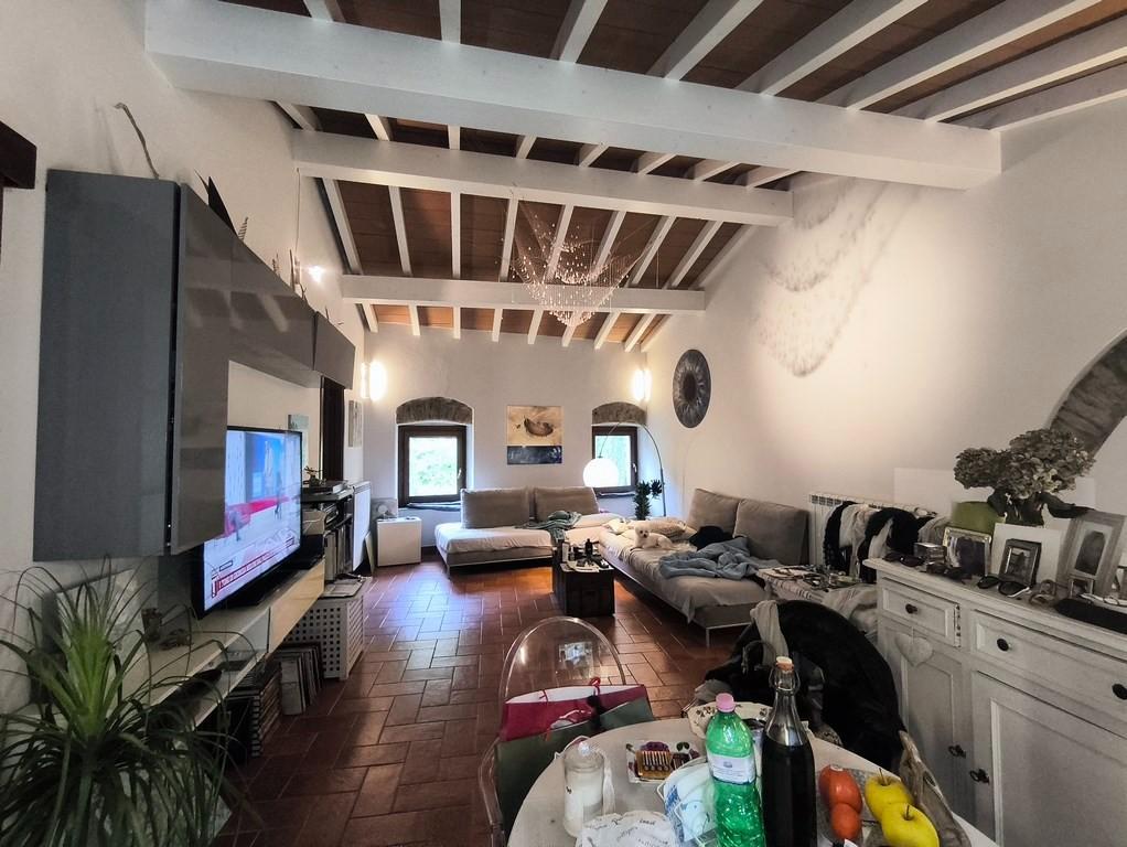 Casa indipendente con giardino, Ameglia cafeggio