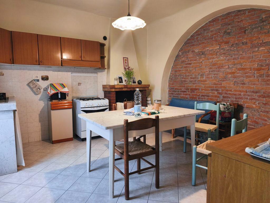 Casa indipendente con giardino, Castelnuovo Magra molicciara