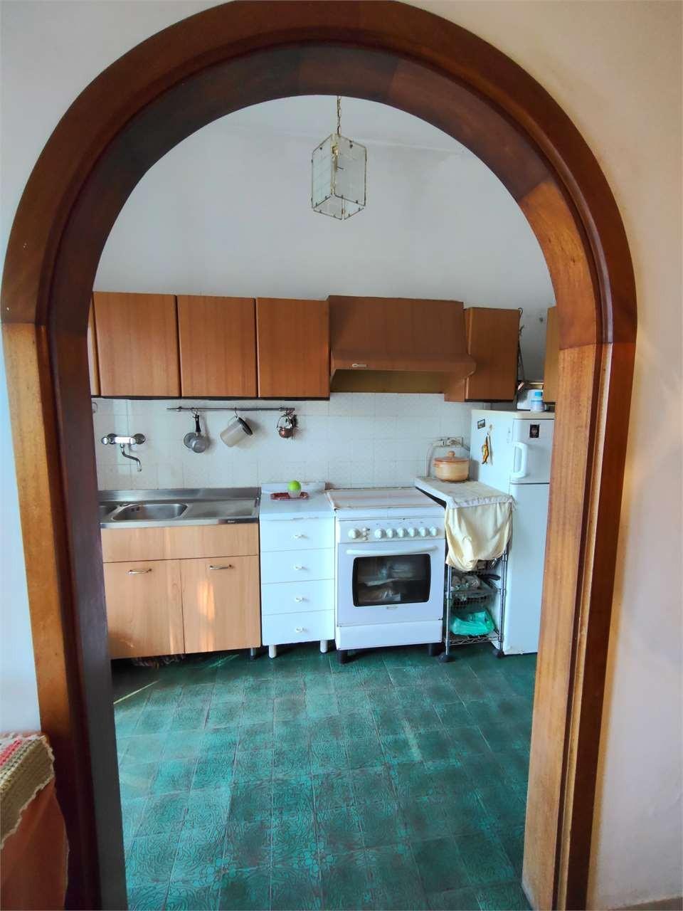 Casa indipendente con giardino, Carrara marina di