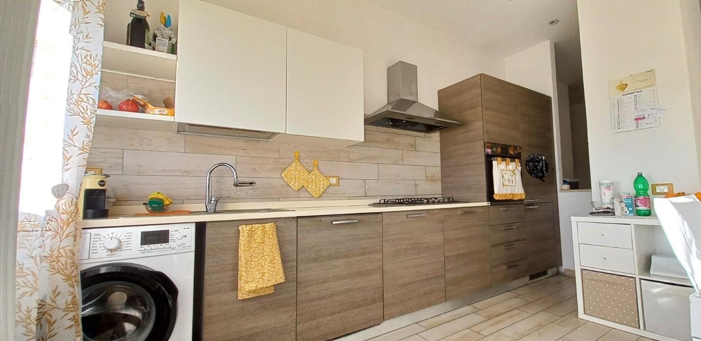 Quadrilocale ristrutturato, Carrara avenza