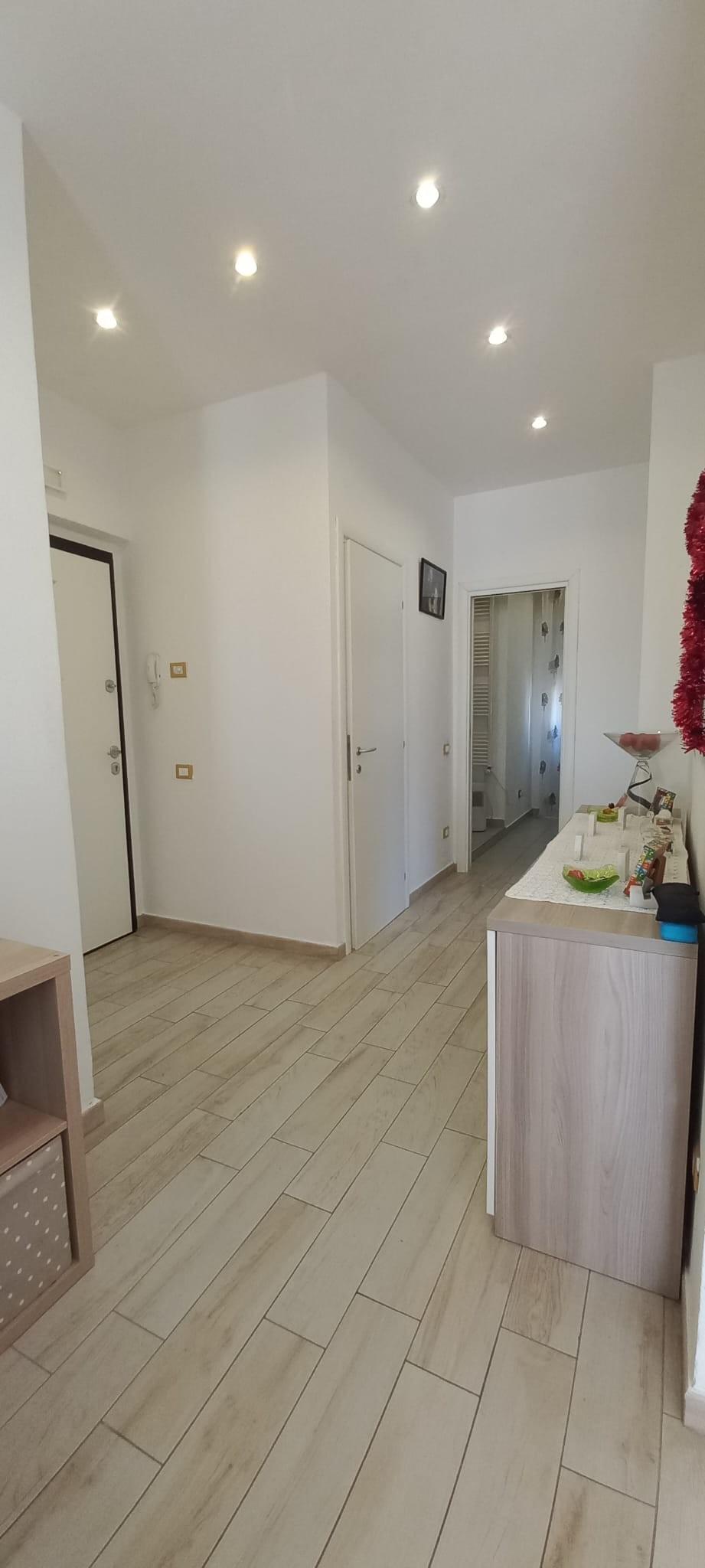 Quadrilocale ristrutturato, Carrara avenza