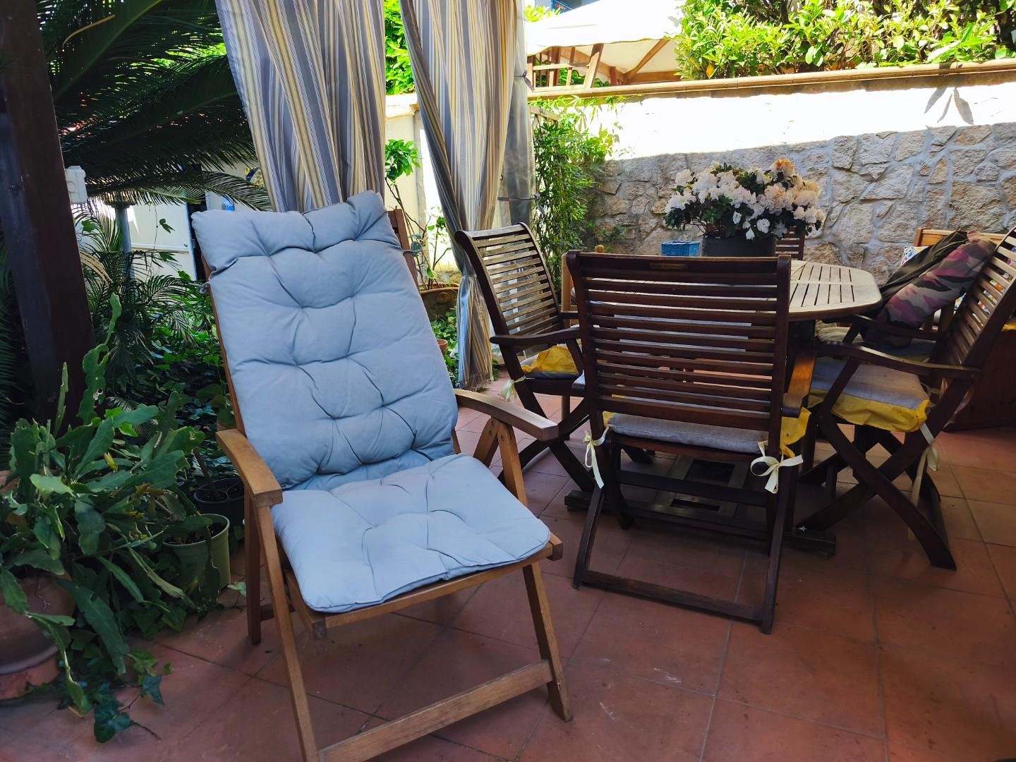 Villa con giardino, Carrara avenza