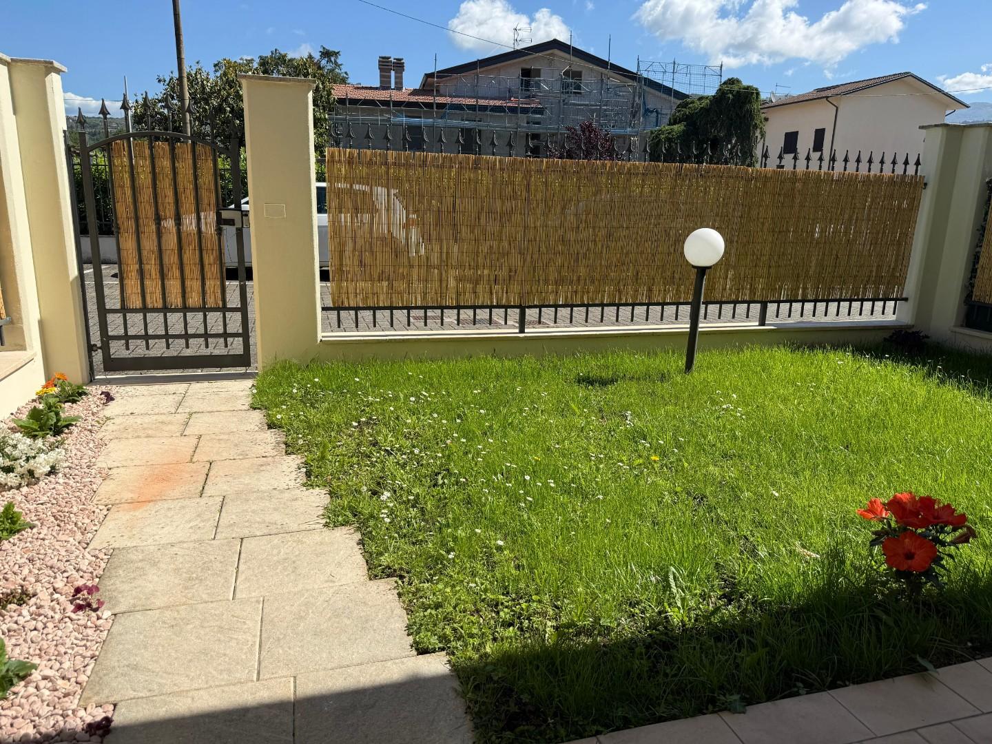 Casa indipendente arredata in affitto, Fosdinovo caniparola
