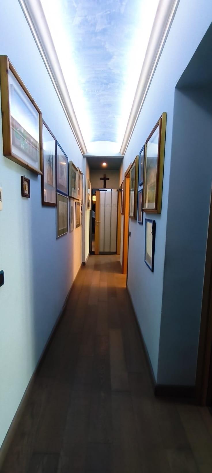 Casa indipendente con giardino, Carrara marina di