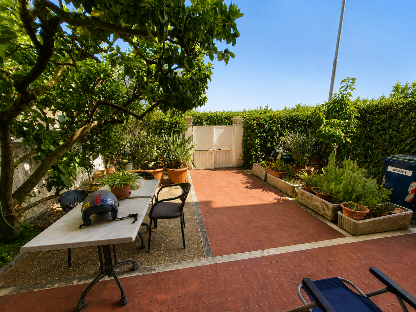 Casa indipendente con giardino, Carrara marina di