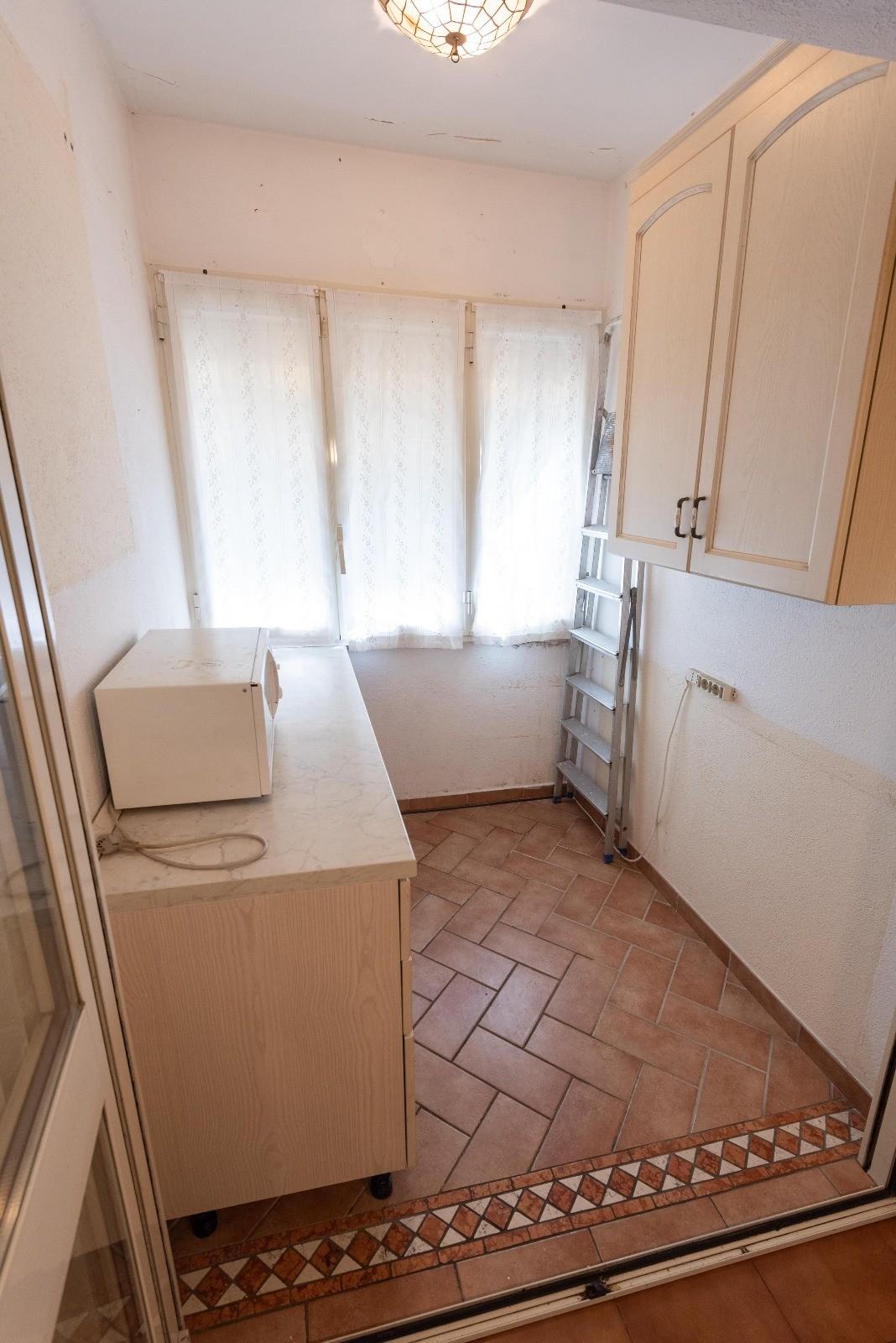 Villa con giardino, Ortonovo dogana