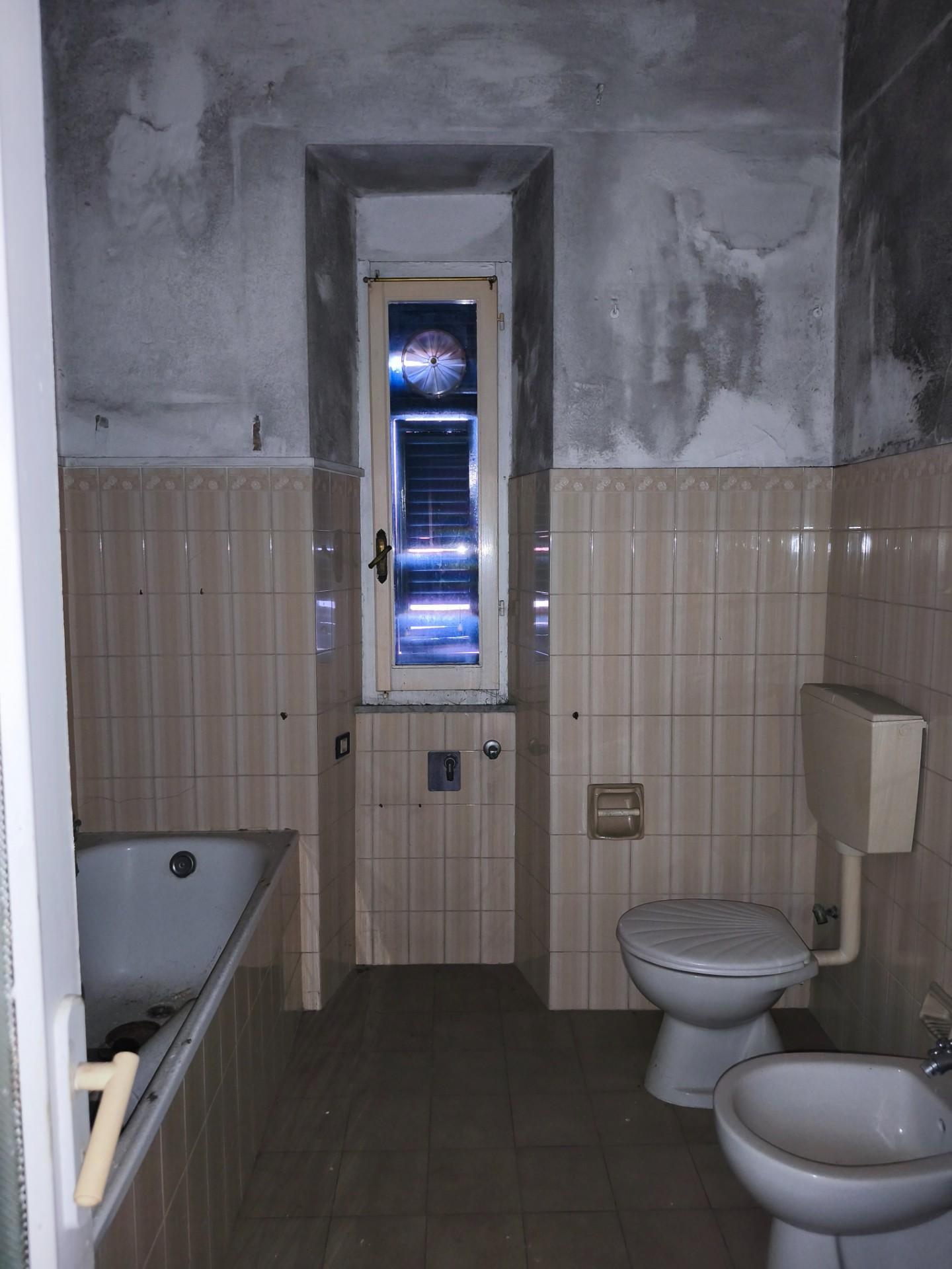 Casa indipendente da ristrutturare, Castelnuovo Magra molicciara