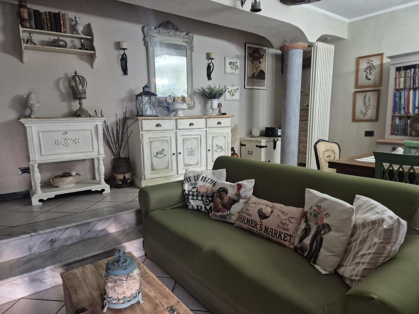 Casa indipendente con giardino, Carrara fossola