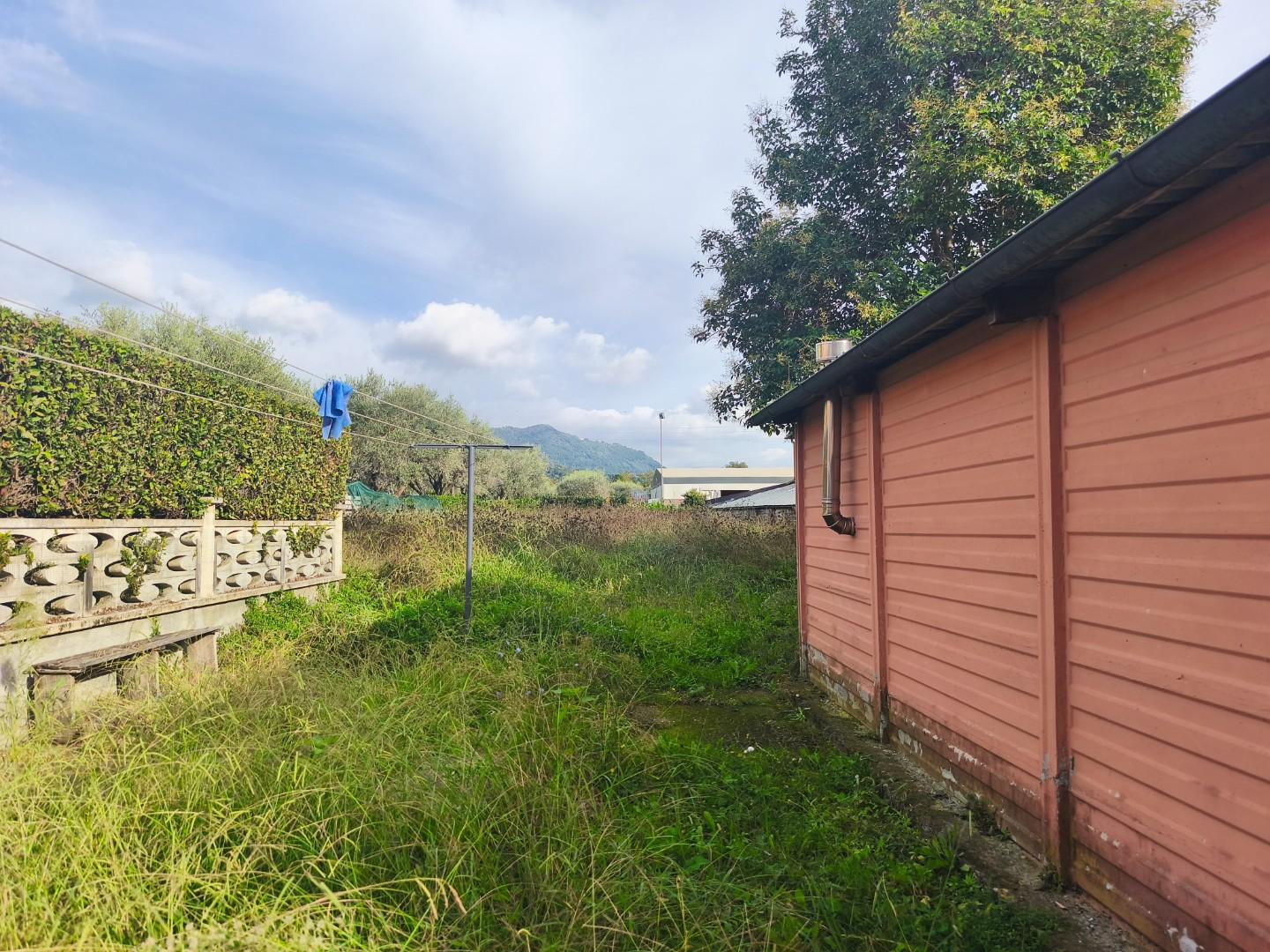 Casa indipendente con giardino, Castelnuovo Magra molicciara