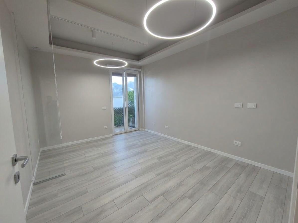 Quadrilocale ristrutturato, Carrara marina di