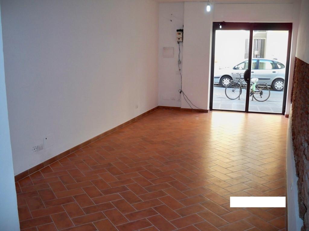 Locale commerciale in affitto, Pisa centro storico