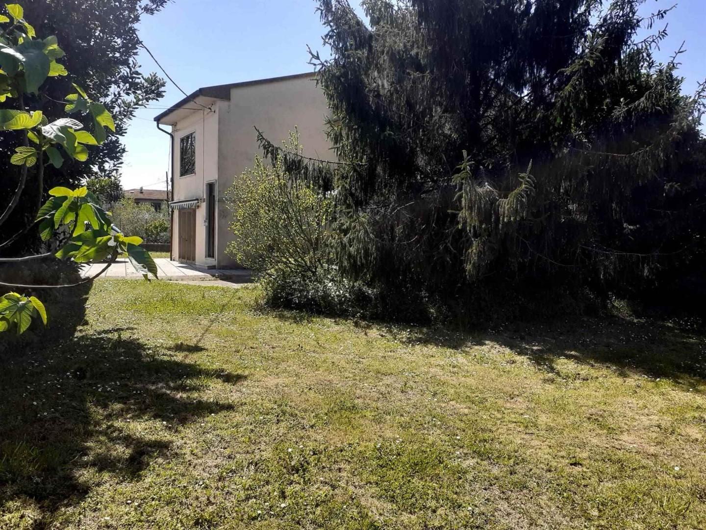 Rustico con giardino, Pisa ospedaletto