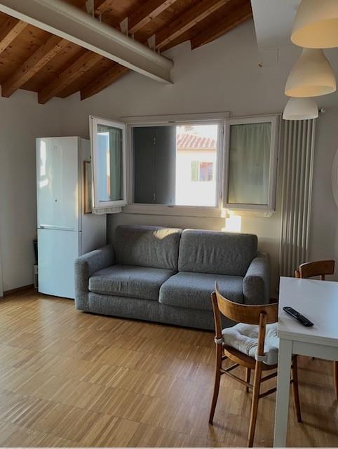 Bilocale arredato in affitto, Pisa zona le piagge