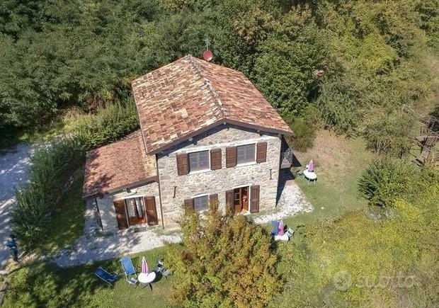 Attivit� commerciale in vendita a Castiglione di Garfagnana