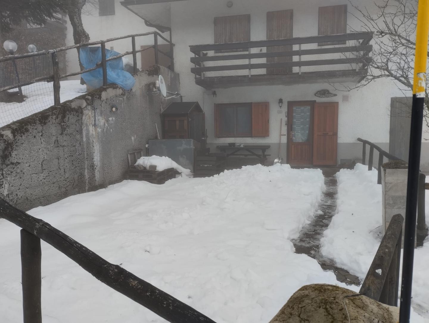 Trilocale in vendita, Pistoia zona montagna