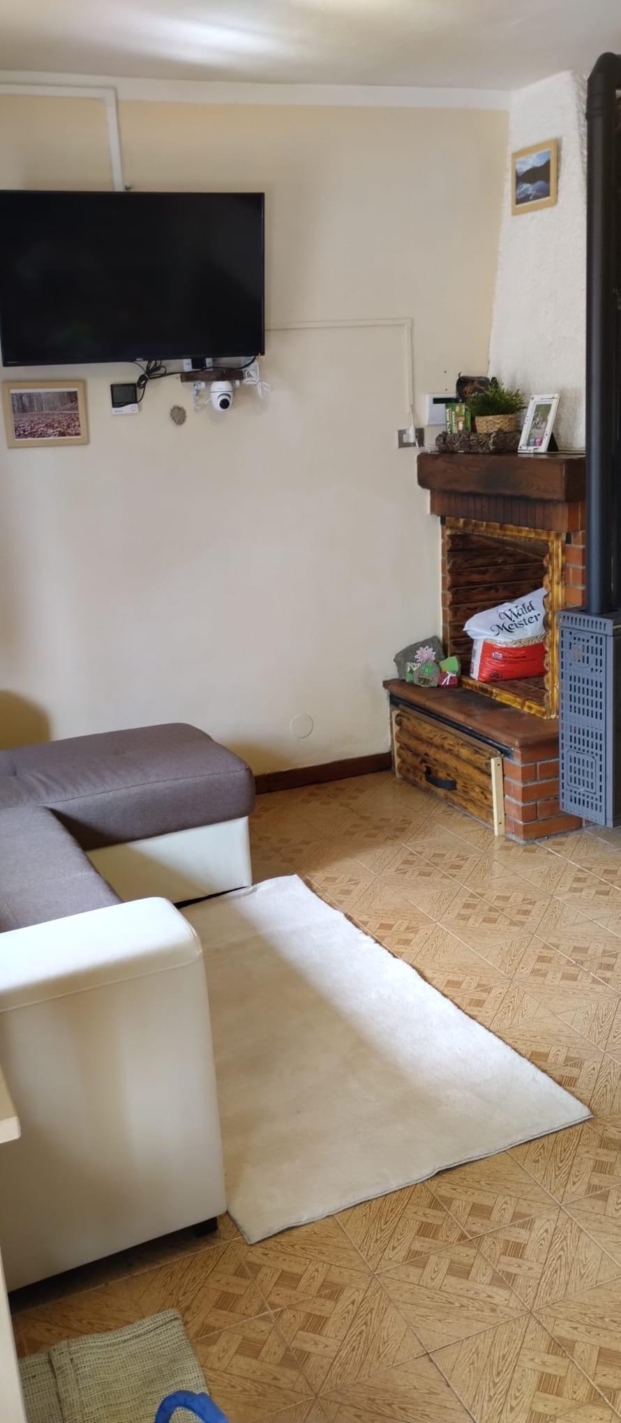 Trilocale in vendita, Pistoia zona montagna