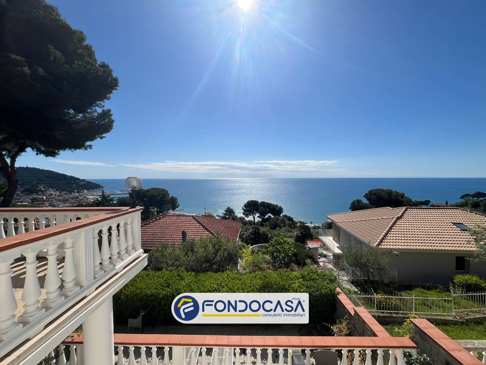 Semindipendente in affitto a Andora