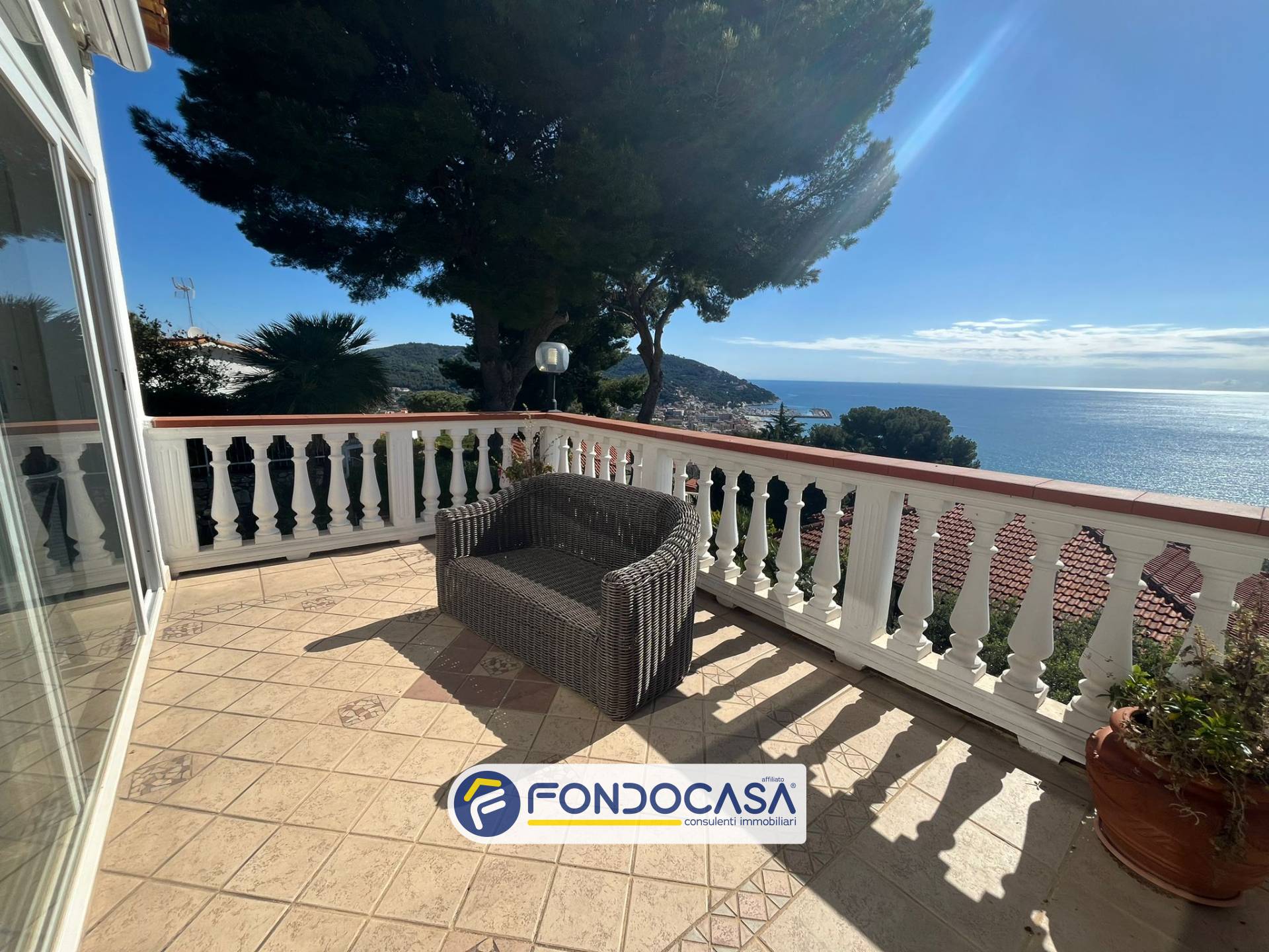 Semindipendente in affitto a Andora