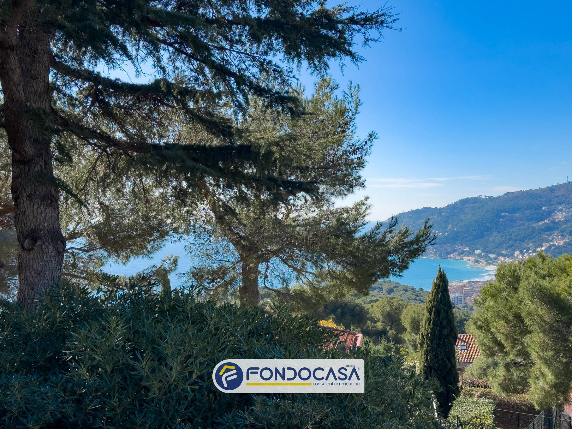 Semindipendente in vendita a Andora, Pinamare