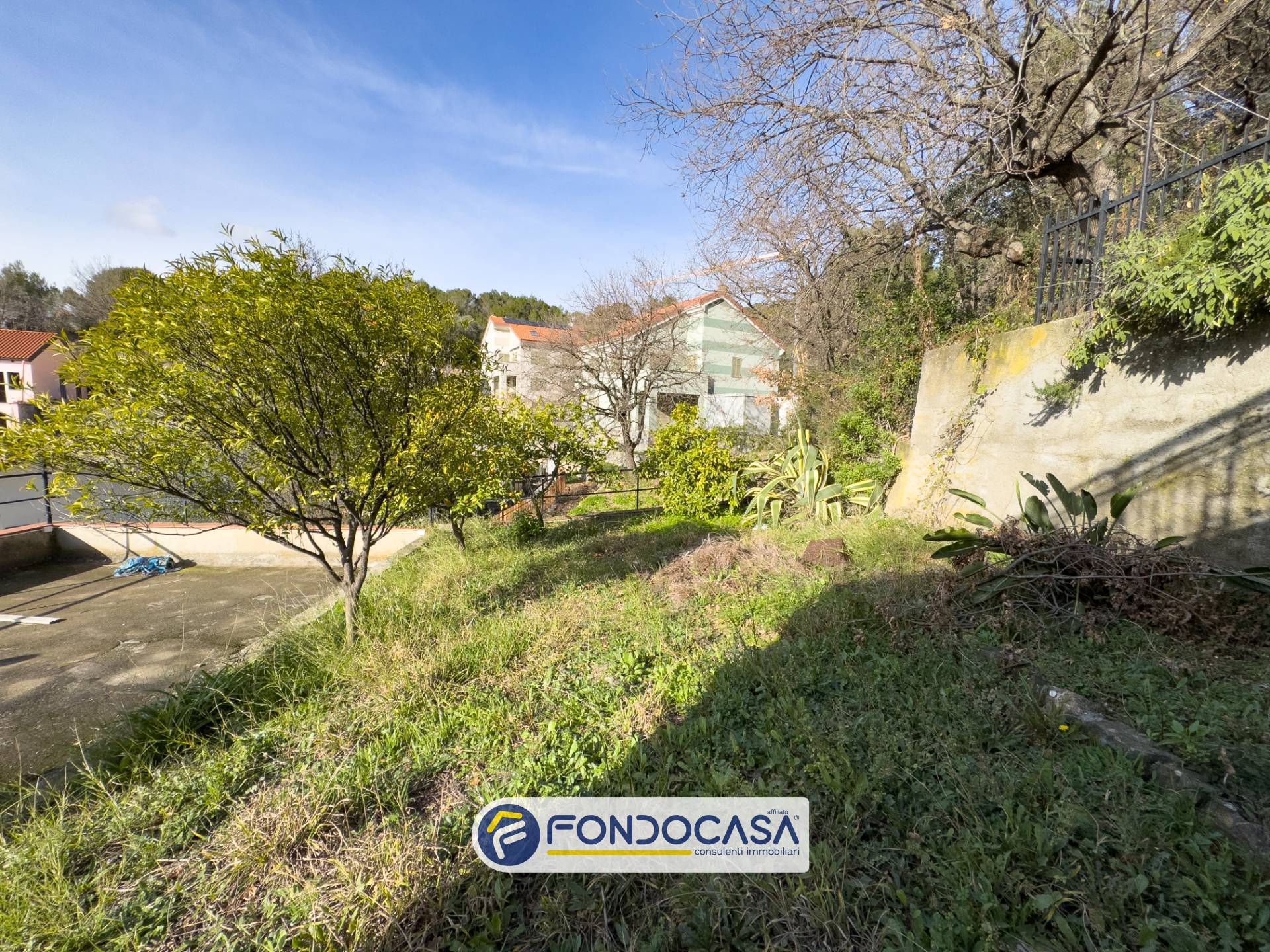 Casa semindipendente in vendita a Andora, Marina di Andora