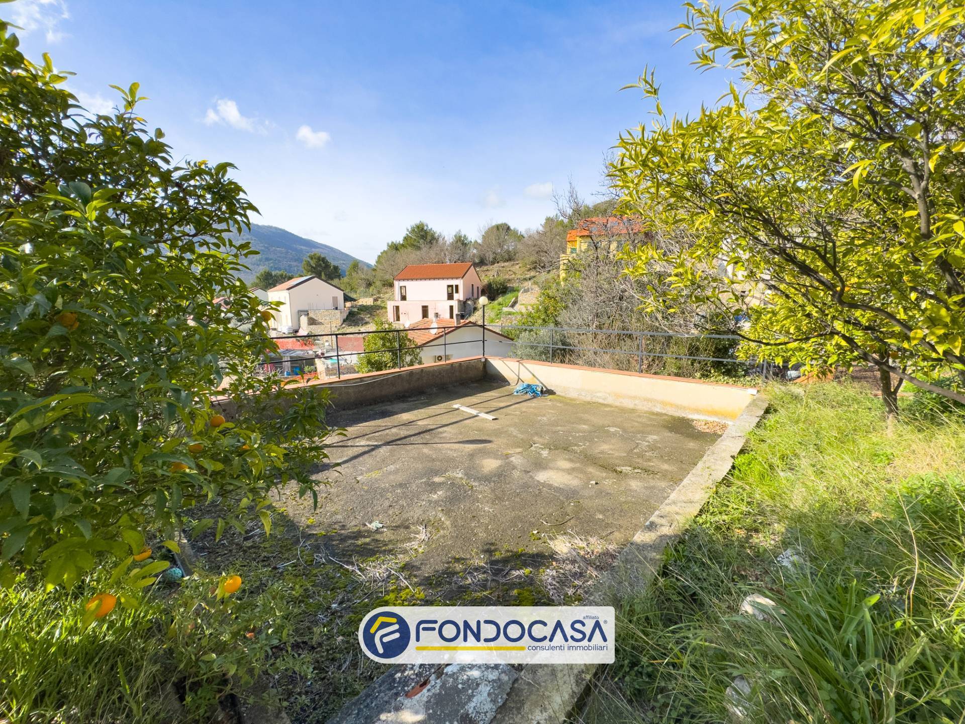 Casa semindipendente in vendita a Andora, Marina di Andora