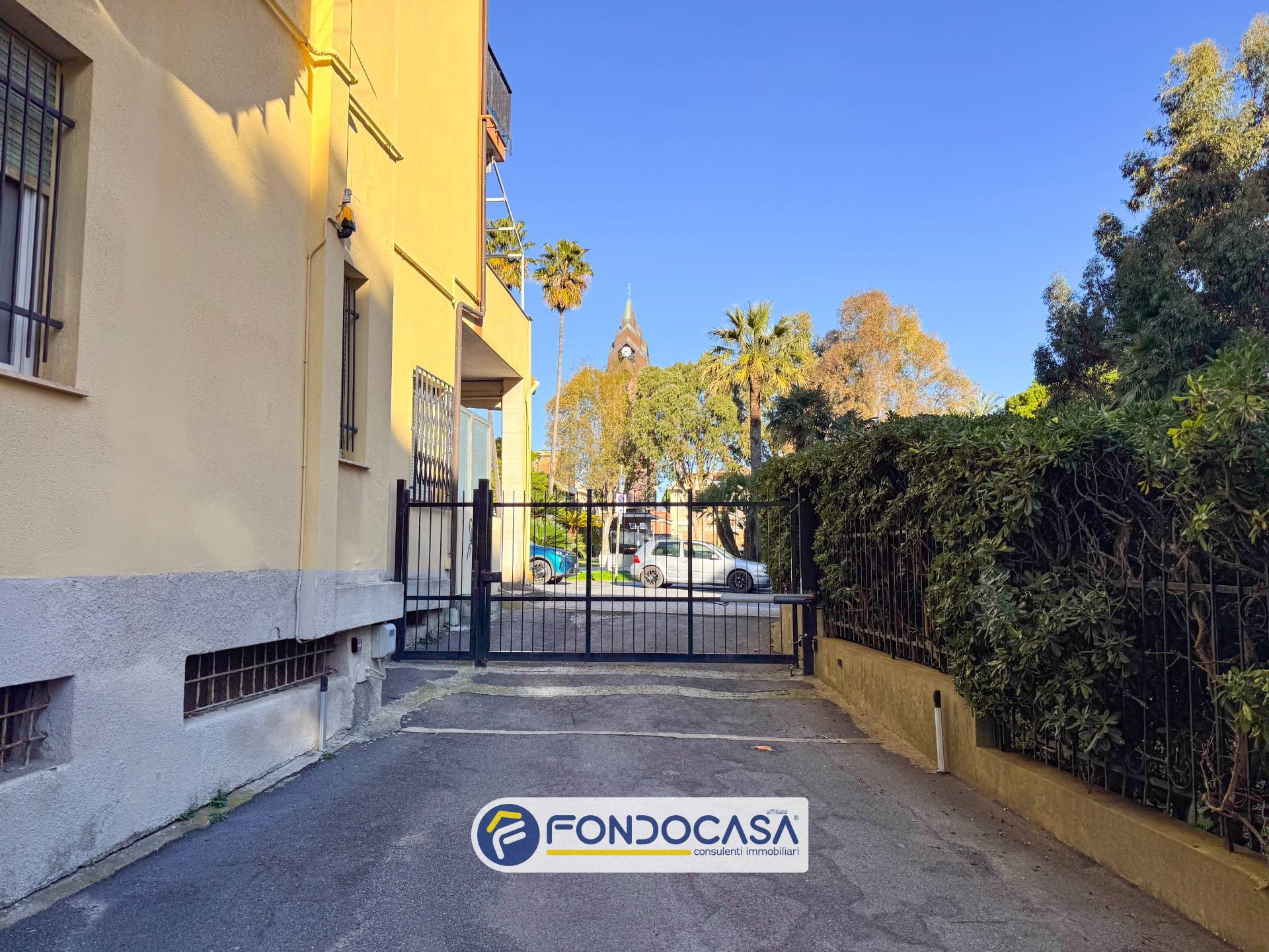 Box o garage in vendita a Andora, Marina di Andora