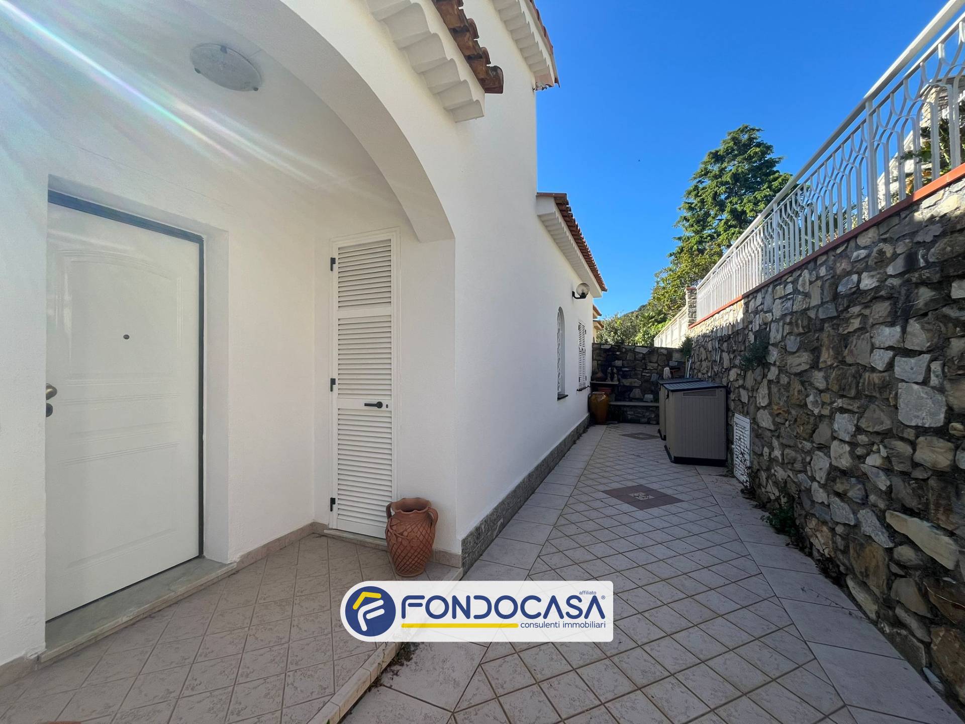 Semindipendente in vendita a Andora, Marina di Andora
