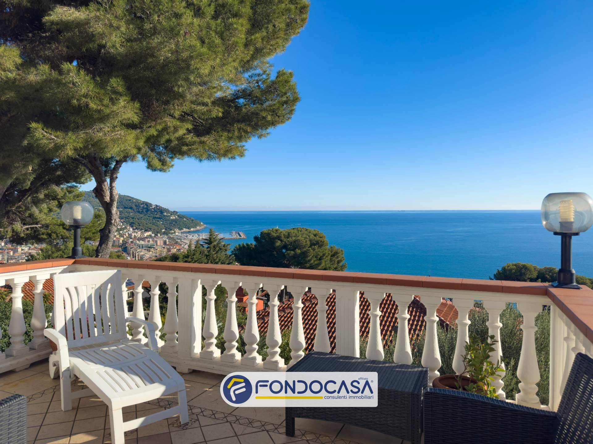 Semindipendente in vendita a Andora, Marina di Andora