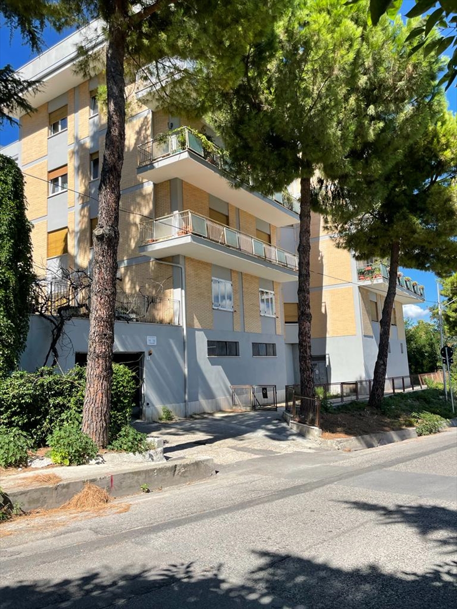 Appartamento in vendita in via picena, Chieti