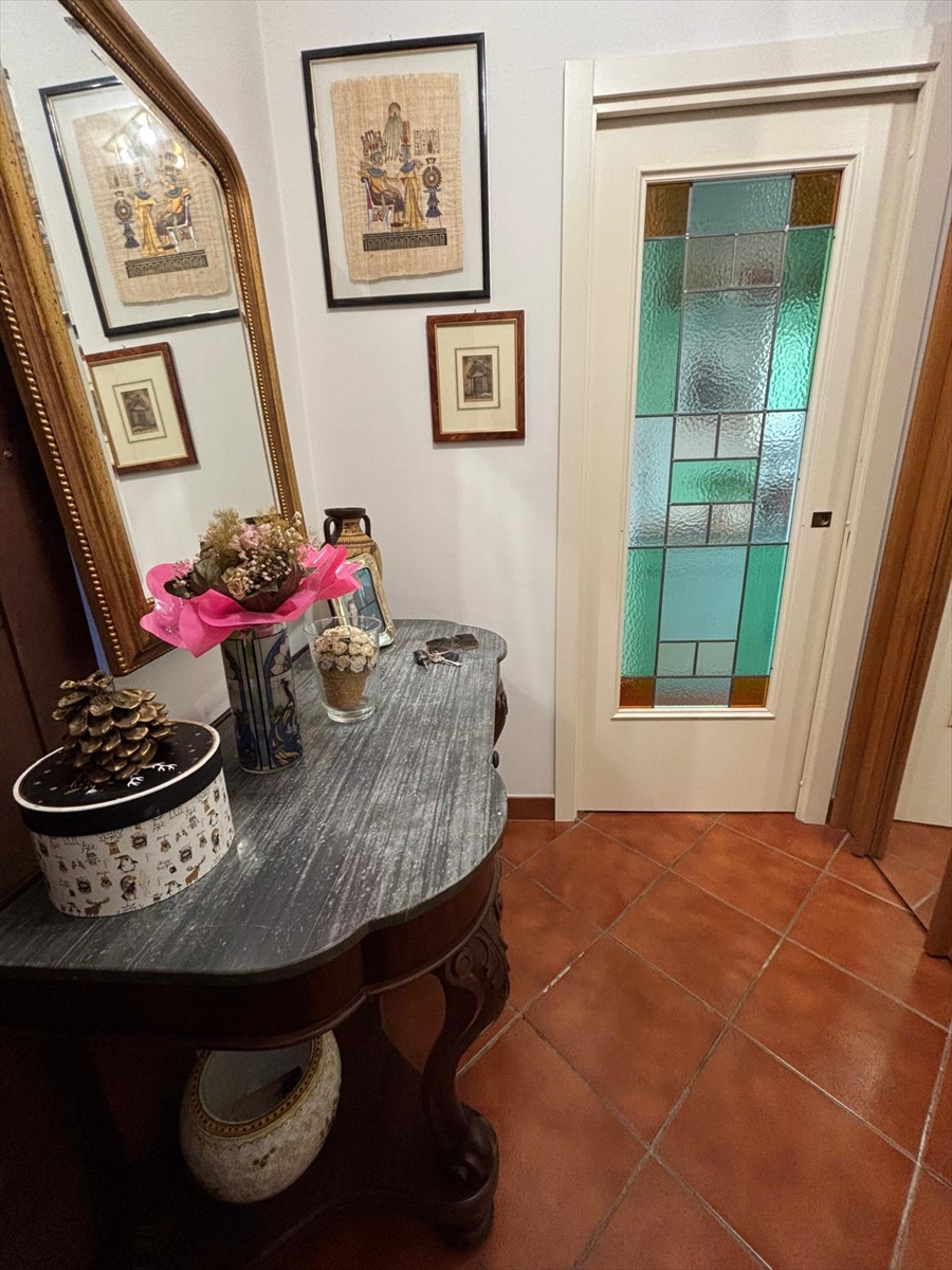 Trilocale con box in via verdi 46, Chieti