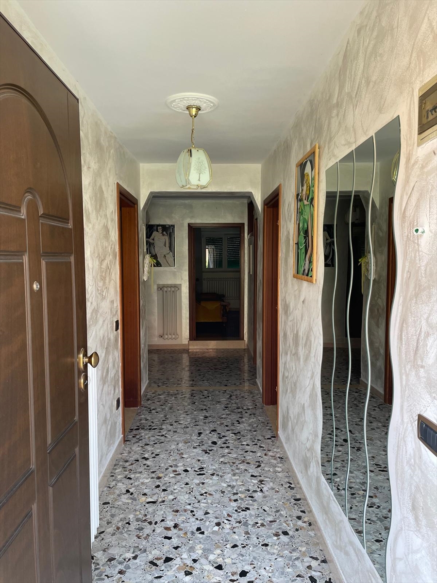 Trilocale in affitto in via santa barbara 32, Chieti