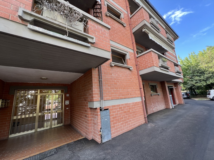 Quadrilocale con box in via sallustio 27, Chieti