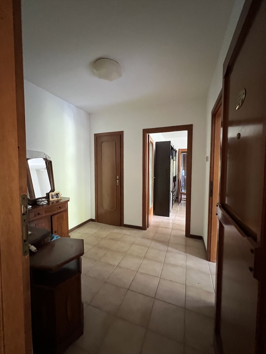 Quadrilocale con box in via sallustio 27, Chieti