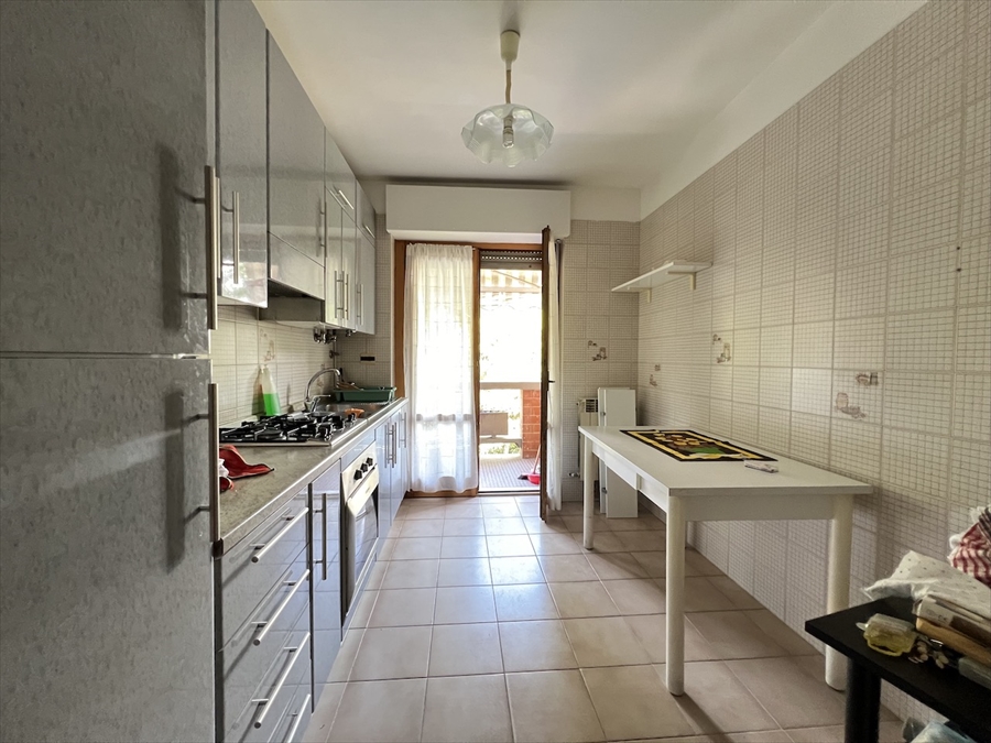 Quadrilocale con box in via sallustio 27, Chieti