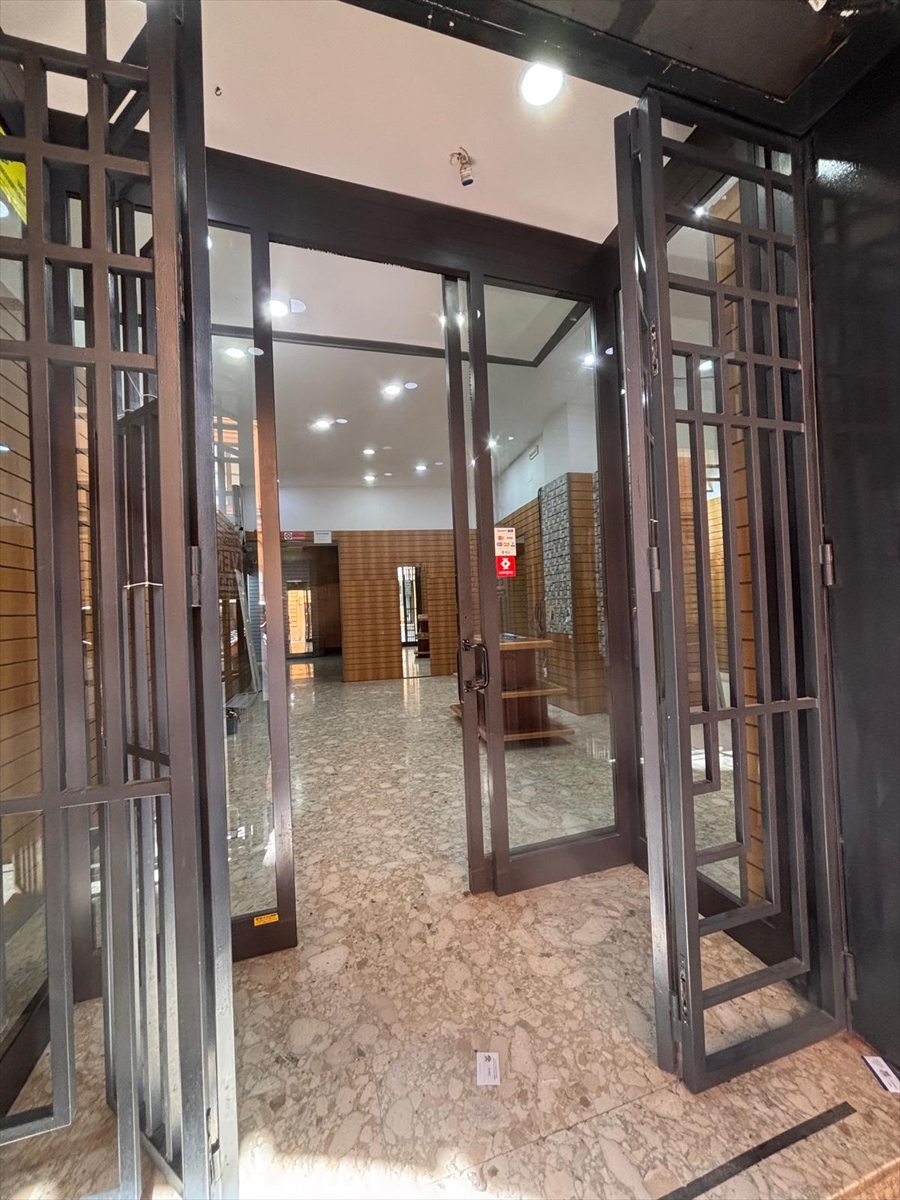 Locale commerciale in vendita in corso marrucino 138, Chieti