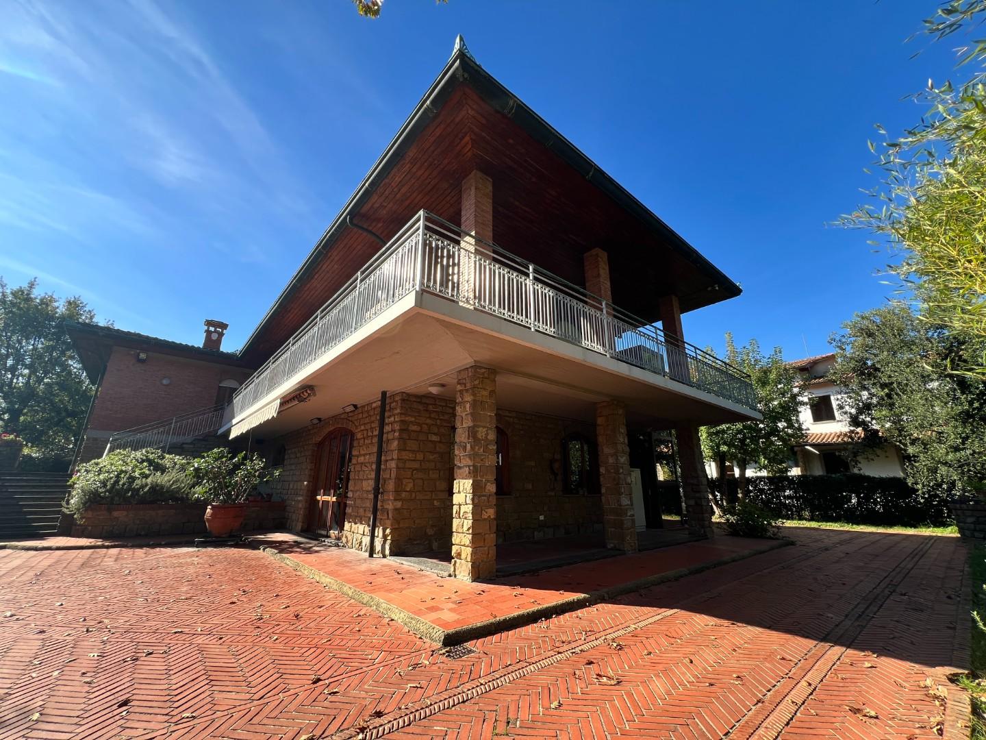 Villa con giardino a Altopascio