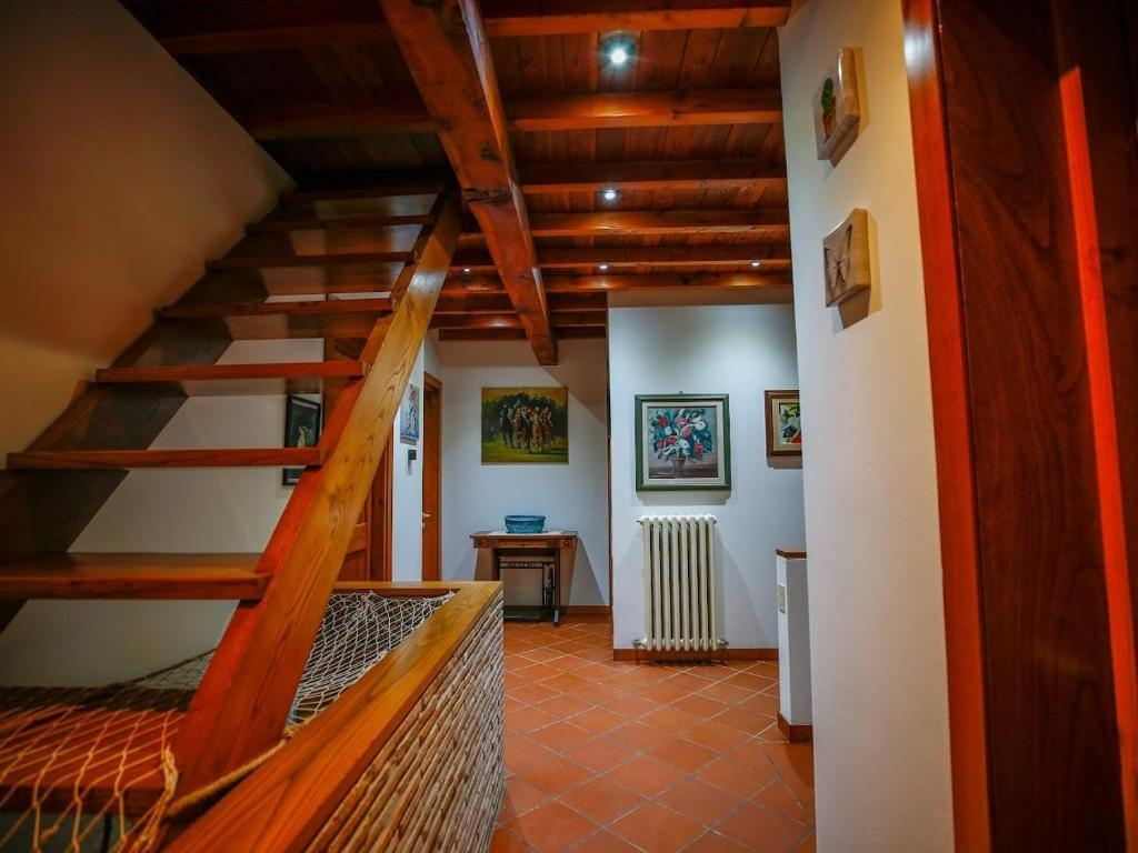 Rustico con giardino a Porcari