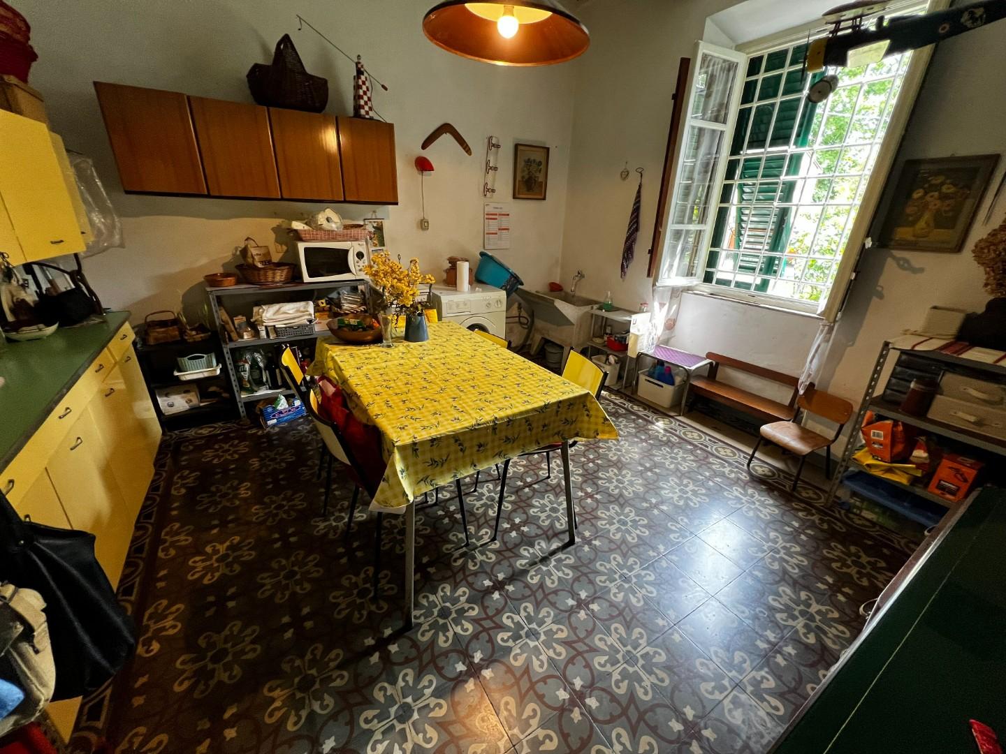 Casa indipendente con giardino, Capannori carraia